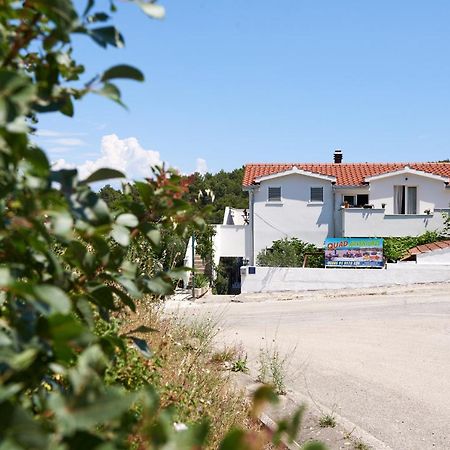 Guesthouse Aria Trogir Bagian luar foto