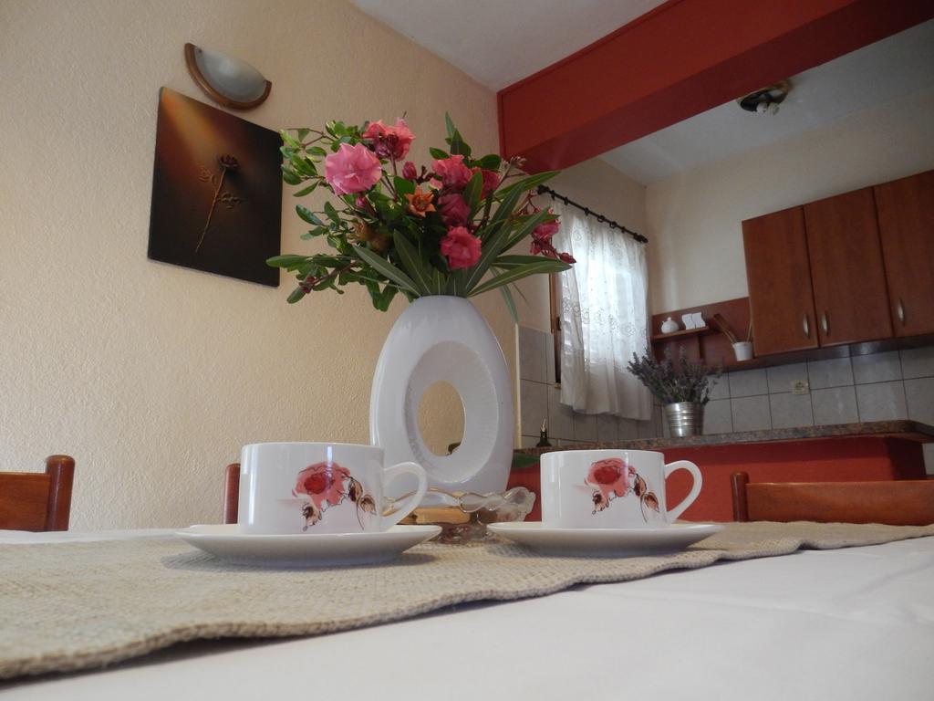 Guesthouse Aria Trogir Ruang foto
