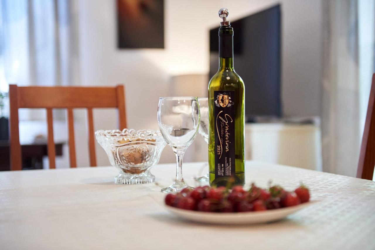 Guesthouse Aria Trogir Bagian luar foto