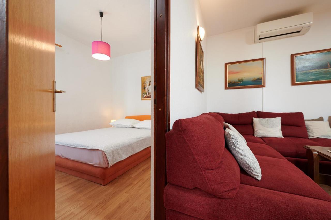 Guesthouse Aria Trogir Bagian luar foto